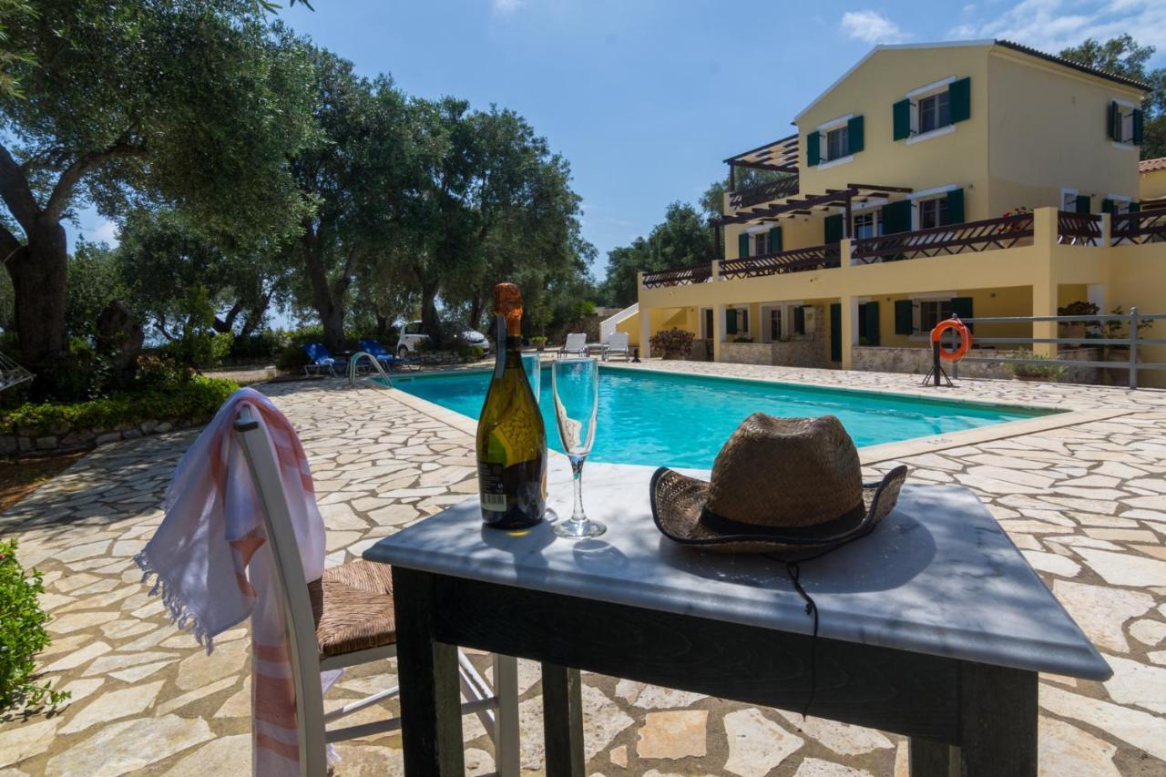 Villa Elaia Suites&Apartments No.7 Gaios Esterno foto